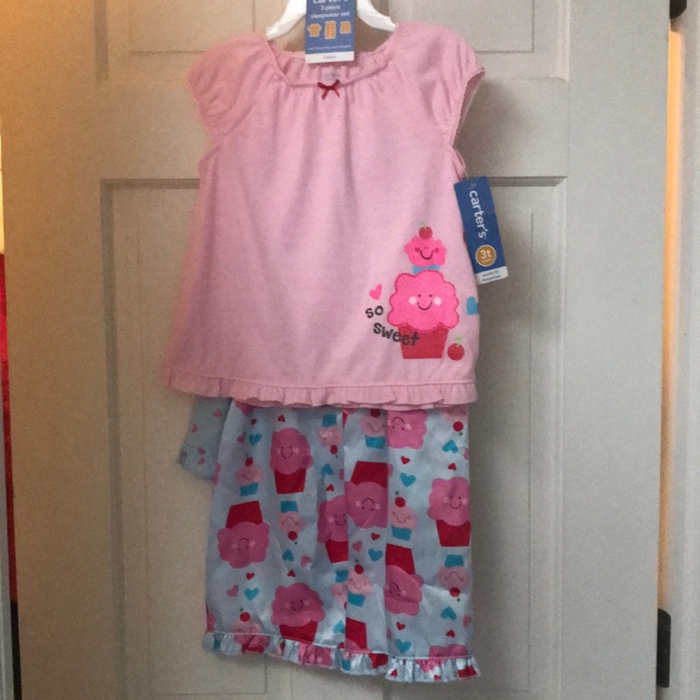 Carter’s 3T comfy sleepwear, PJ’s, pajamas, girls